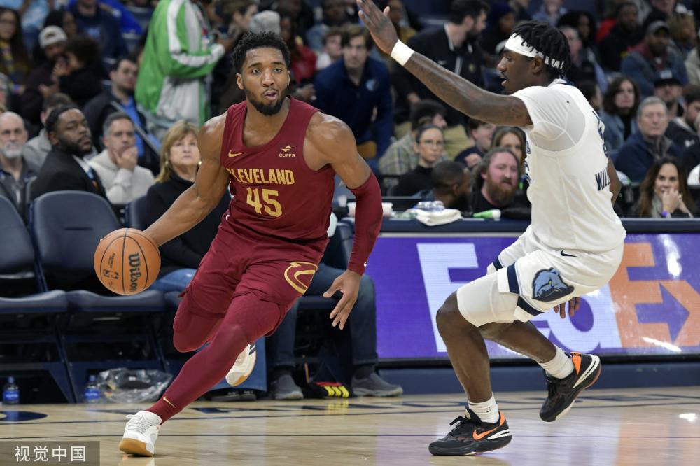 一记角球传 一记角球传