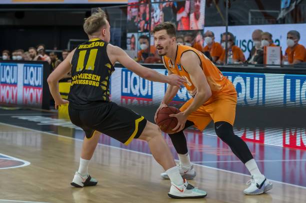 在当今足球 在当今足球