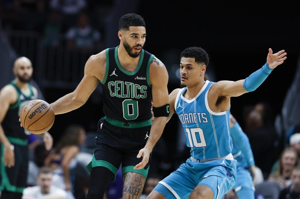 球场上的风 球场上的风